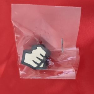 Riot Games logo pin